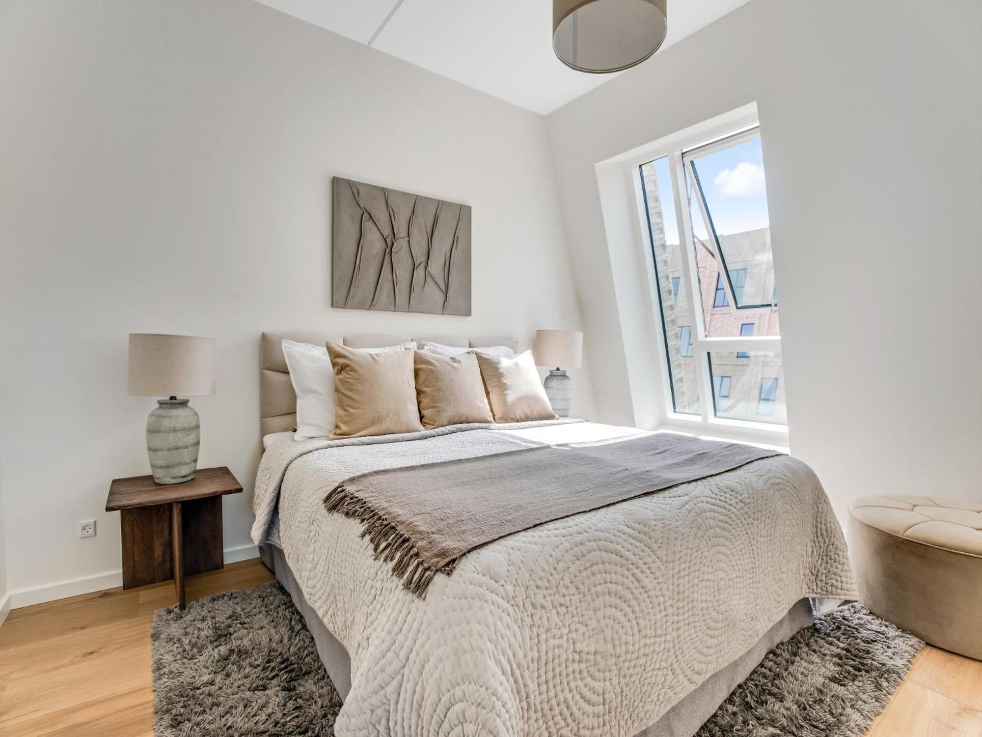 Sanders View - Stunning Two-bedroom With Harbor View Apartment